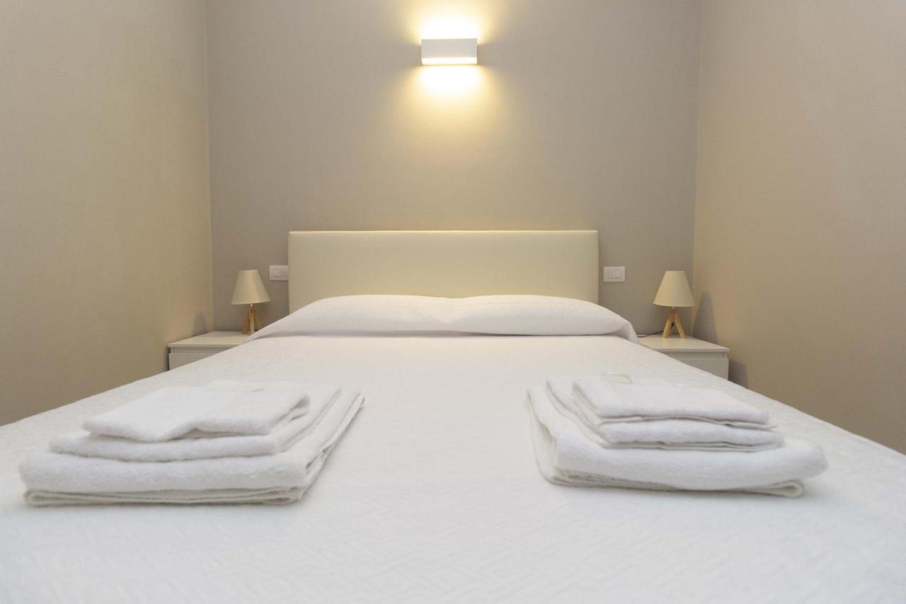 Agriturismo Cascina Carai マローネ エクステリア 写真