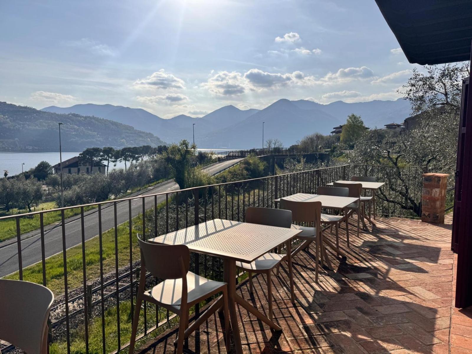 Agriturismo Cascina Carai マローネ エクステリア 写真