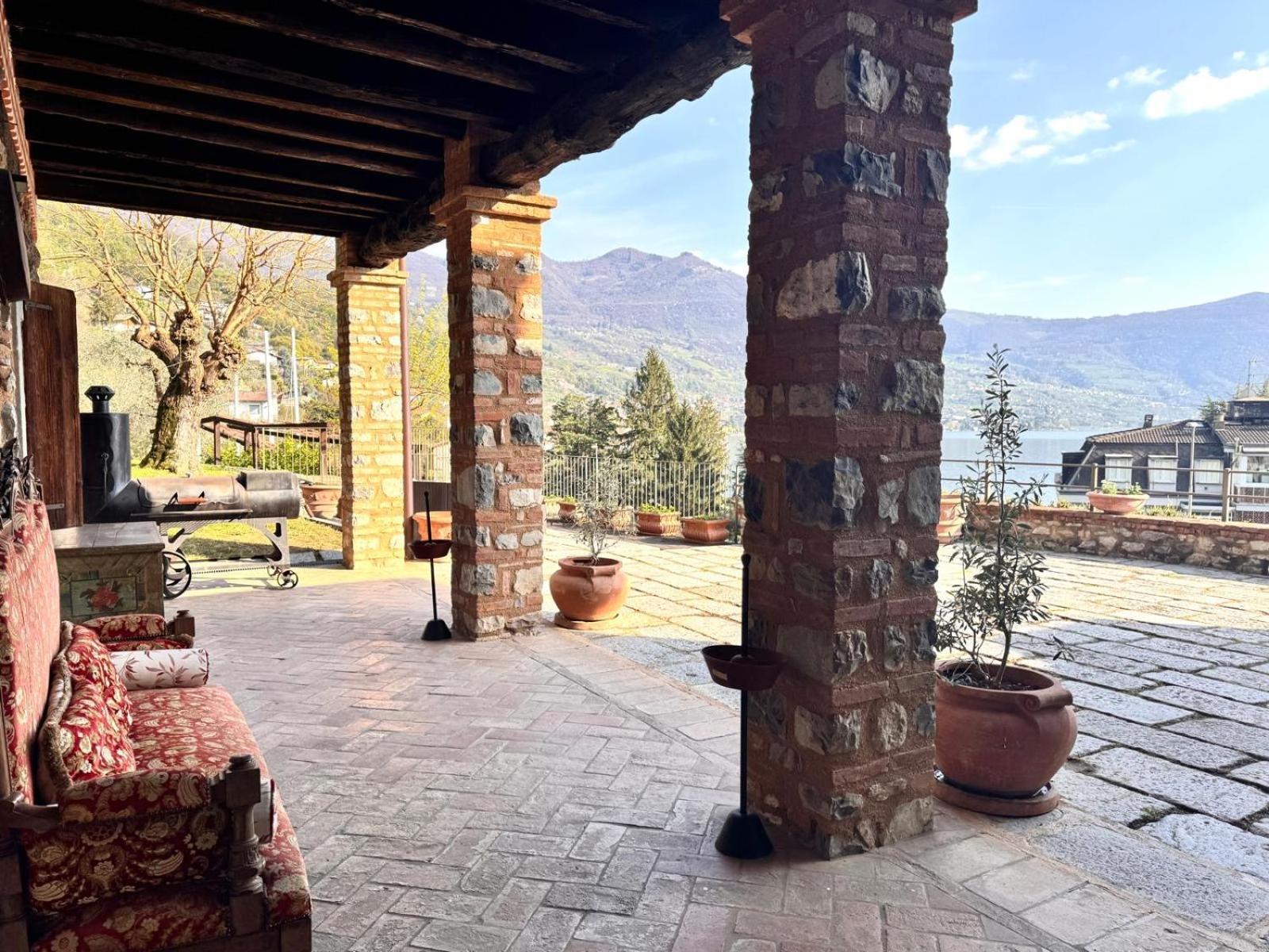 Agriturismo Cascina Carai マローネ エクステリア 写真